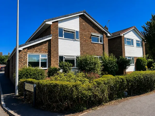 Nightingale Gardens, Nailsea, BS48, photo 1
