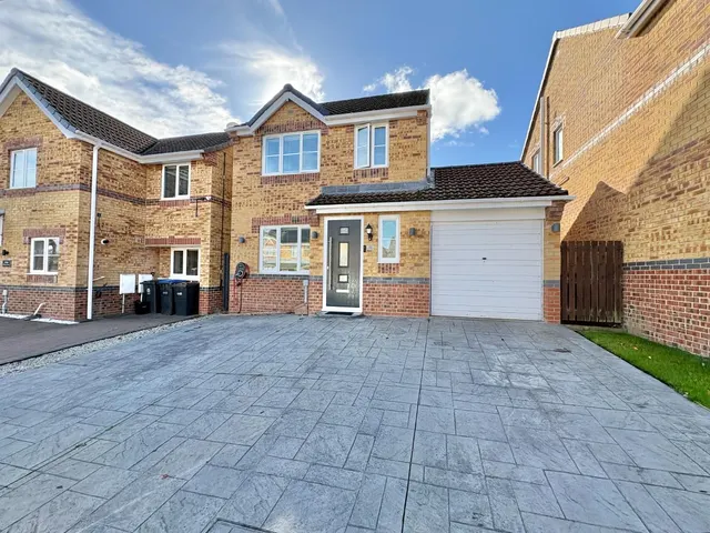 Dickens Way, Crook, DL15, photo 1