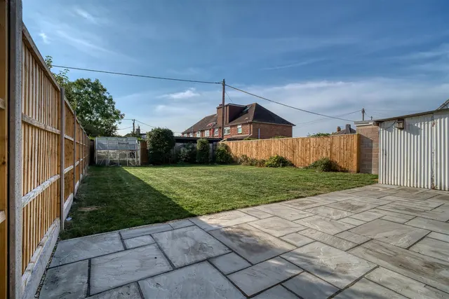 Lammas Close, Gillingham, photo 2