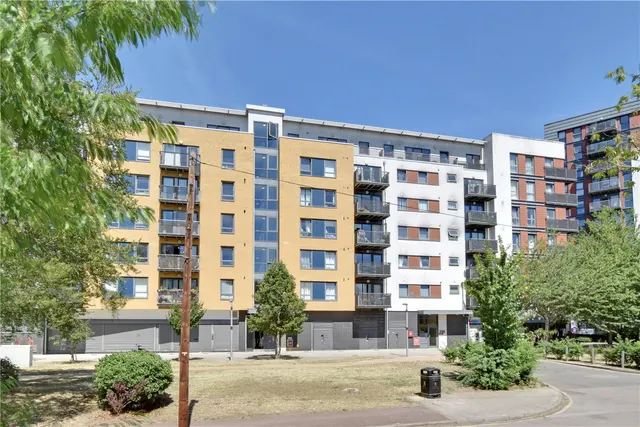 Tarves Way, London, SE10, photo 1