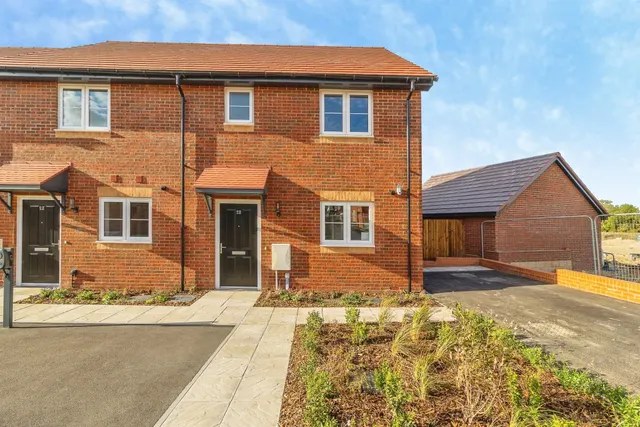 Toddington Road, Harlington, LU5, photo 1