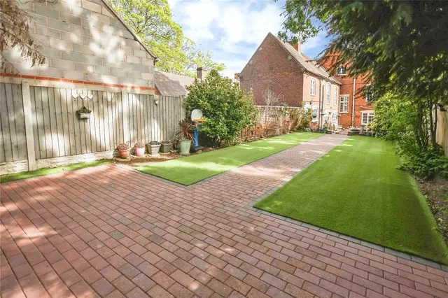 Chester Road, Castle Bromwich, B36, photo 2