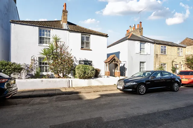 Park Road, Worthing, BN11, photo 1