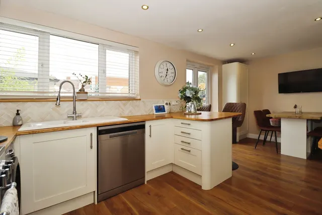 Photo 3 — The Meads, Downend, Bristol, BS16
