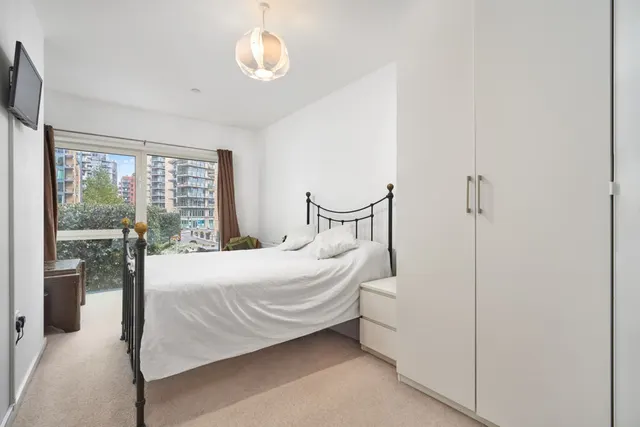 Flotilla House, Battersea Reach, SW18, photo 3