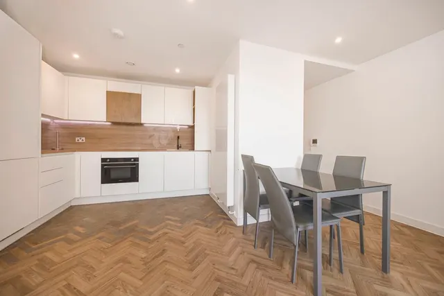 Photo 2 — 20 Gillender Street, London, E3 3YJ