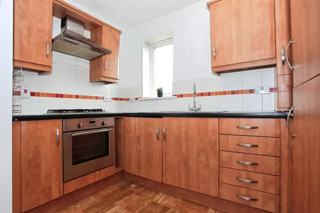 Delves Way, Hampton Centre, PE7, photo 3