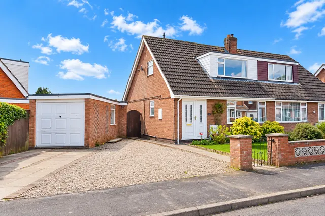 Elm Drive, Market Drayton, photo 1
