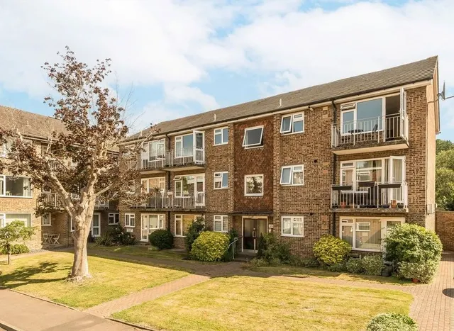 Crescent Road, Kingston Upon Thames, KT2, photo 1