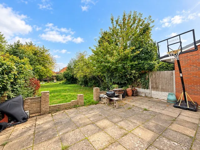 Woodlands Farm Road, Birmingham, B24, photo 3