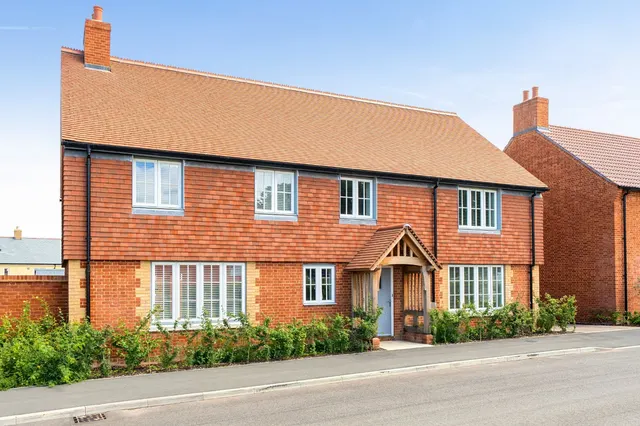 Gold Lane, North Baddesley, SO52, photo 1