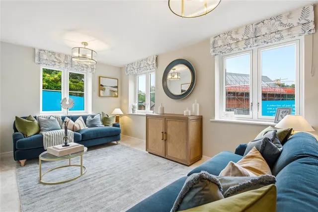 Bakeham Lane, Englefield Green, TW20, photo 3