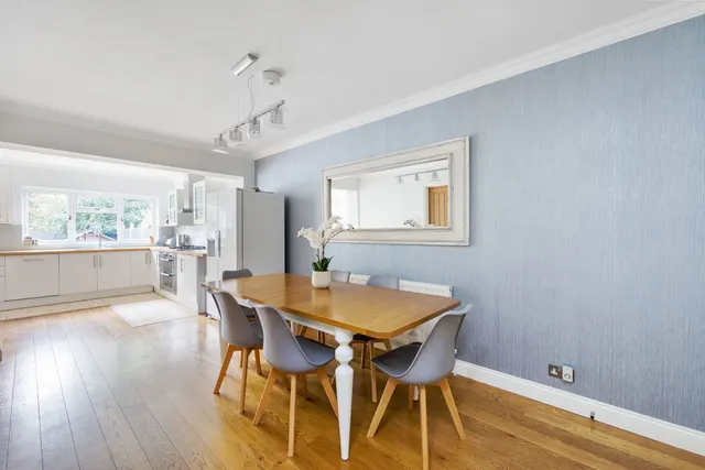Woolhampton Way, Chigwell, IG7, photo 3