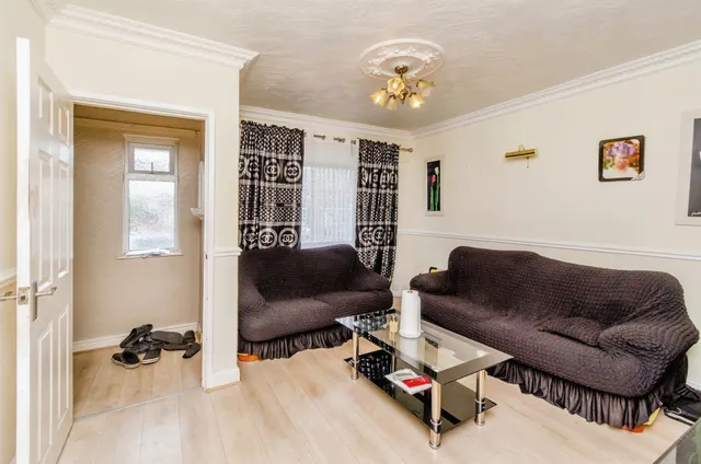 Kelvin Place, Walsall, WS2, photo 2