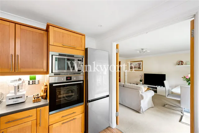 291 Green Lanes, London, London, N4, photo 1