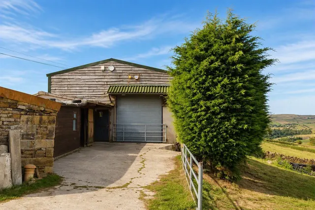Colne Road, Trawden, BB8, photo 3