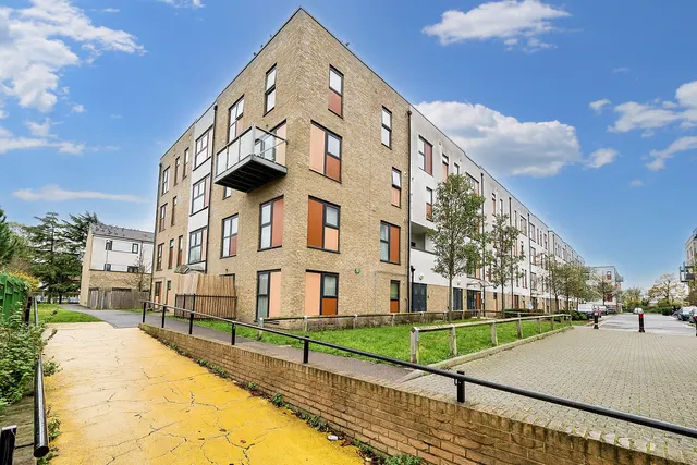 Romford, RM7, photo 1