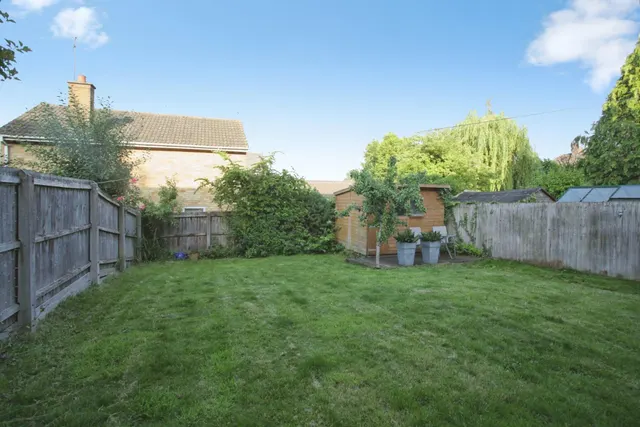 Lionel Close, Nuneaton, CV10, photo 2