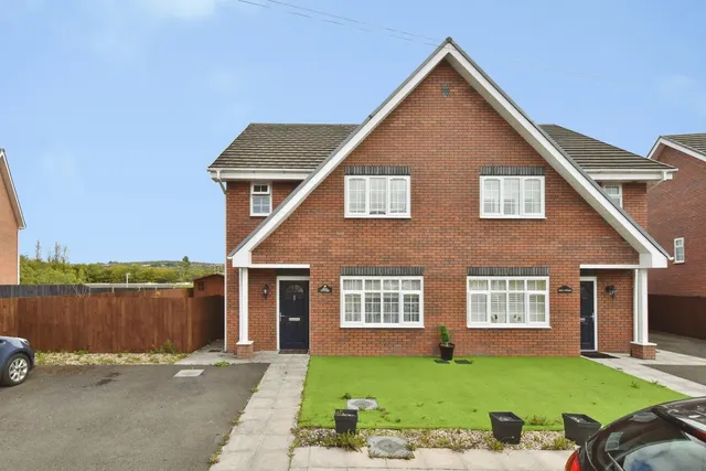 Clos Trehelyg, Ebbw Vale, NP23, photo 2