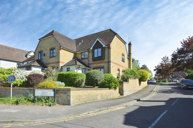 Harlow Road, Roydon, HARLOW, photo 1
