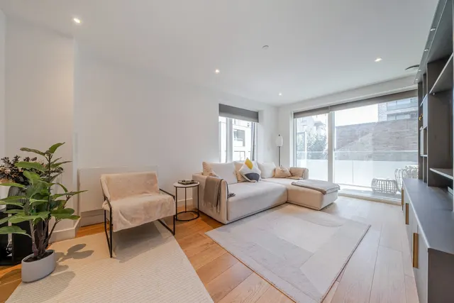 West Parkside, SE10, photo 1