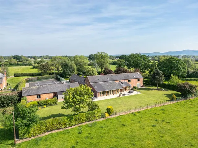 Maesbrook, Oswestry, SY10, photo 1