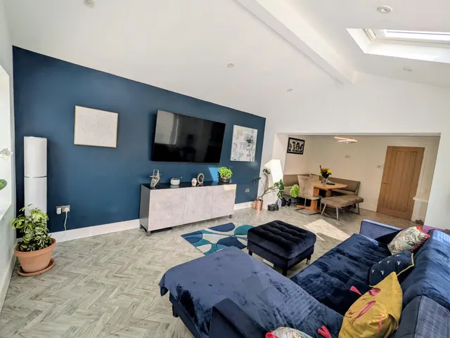 Blackmires farm Mews, Queensbury, BD13, photo 2