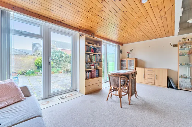 Eton Drive, West Wittering, PO20, photo 2