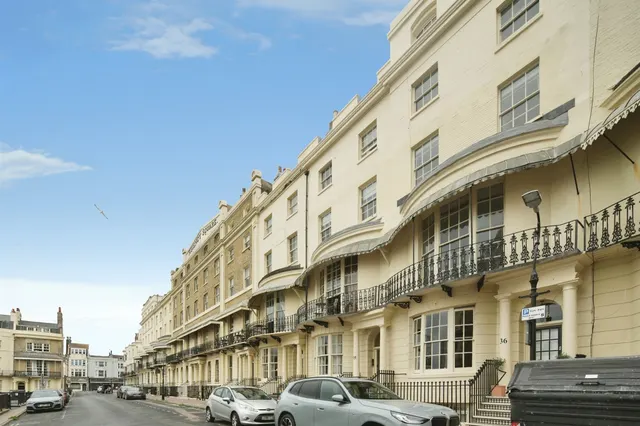 Regency Square, Brighton, photo 1