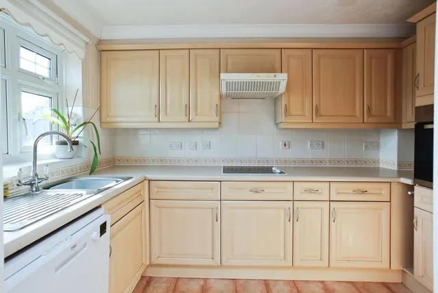 Park Road, Tunbridge Wells, TN4, photo 3