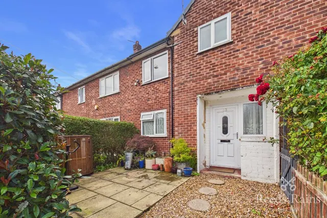 Swalecliff Avenue, Manchester, Greater Manchester, M23, photo 1