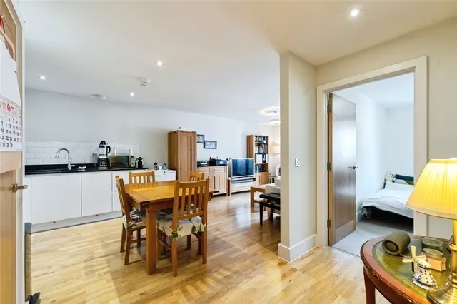 Old London Road, Kingston upon Thames, KT2, photo 1