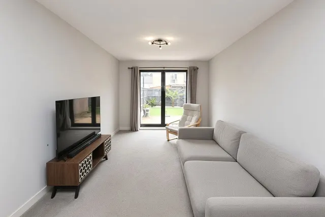 Sutherland Road, Southampton, SO16, photo 2