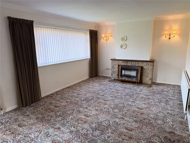 Photo 2 — Melbourne Avenue, Dronfield Woodhouse, Dronfield, Derbyshire, S18