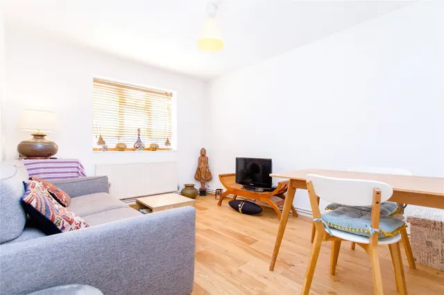 Halton Road, Angel, N1, photo 1
