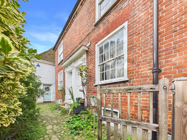 Church Street, Folkestone, CT20, photo 2