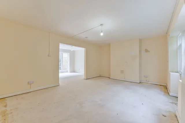 Photo 3 — Lower Ground Floor, 16 Edis Street, London