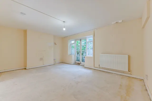 Photo 2 — Lower Ground Floor, 16 Edis Street, London