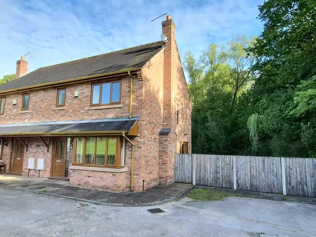 Castle Inn Road, Congleton, CW12, photo 1