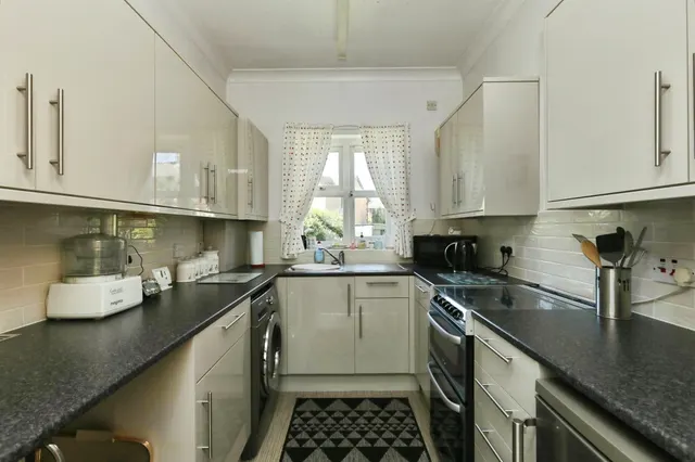 Richmond Road, Sheffield, S13, photo 3