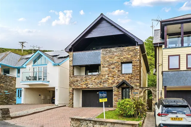 Tregunnick Lane, Seaton, PL11