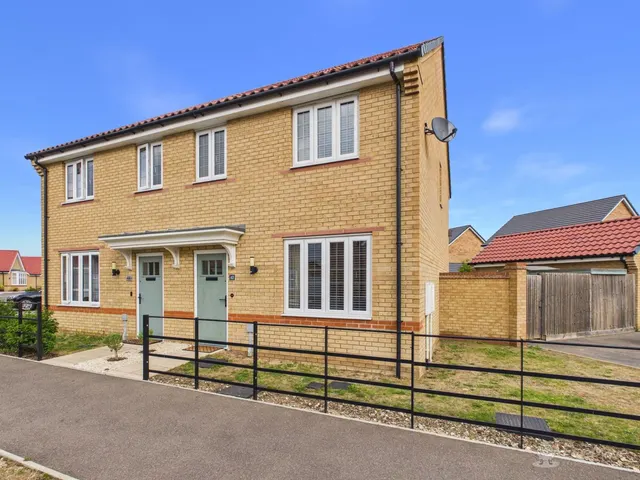 Bluebell Road, Isleham, CB7, photo 1