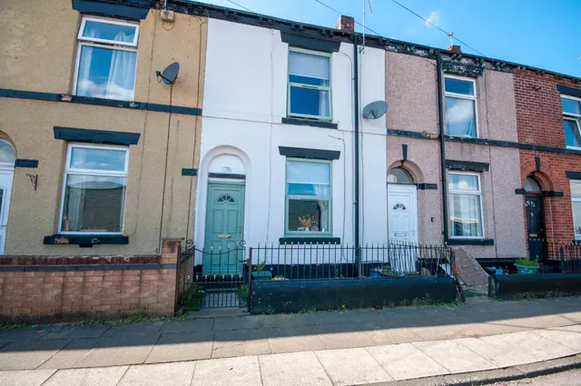 Eton Hill Road, Radcliffe, Manchester, M26 2XQ, photo 1