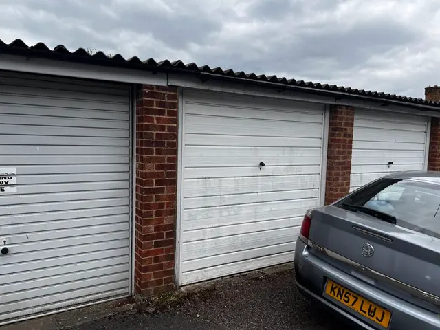 Church Lane, Kings Langley WD4 8JP, photo 1