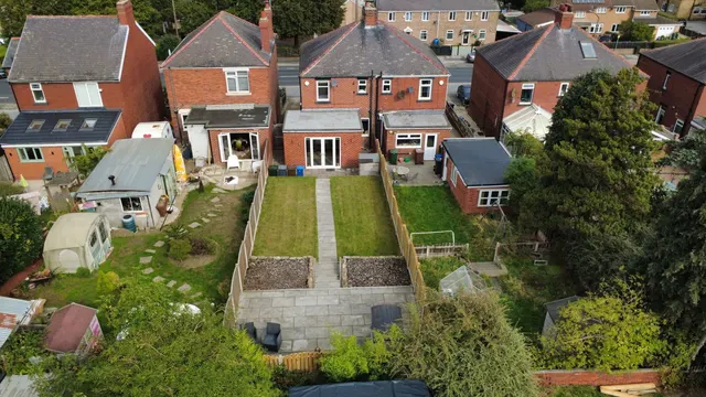 Photo 3 — Huddersfield Road, Barnsley