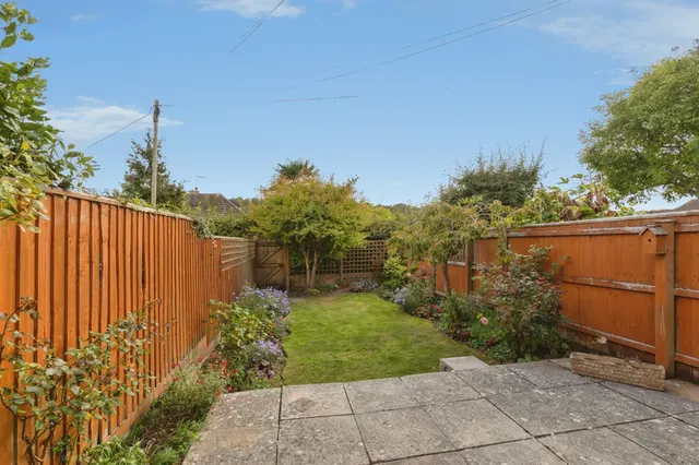 Walnut Drive, Bath, BA2, photo 2