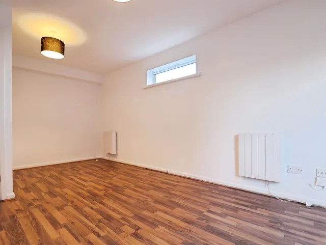 Penlline Street, Cardiff, CF24, photo 3