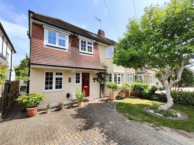 Park Avenue, Orpington, BR6, photo 1