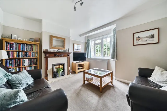 Photo 3 — Park Avenue, Orpington, BR6