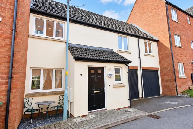 Phelps Mill Close, Dursley, GL11, photo 1